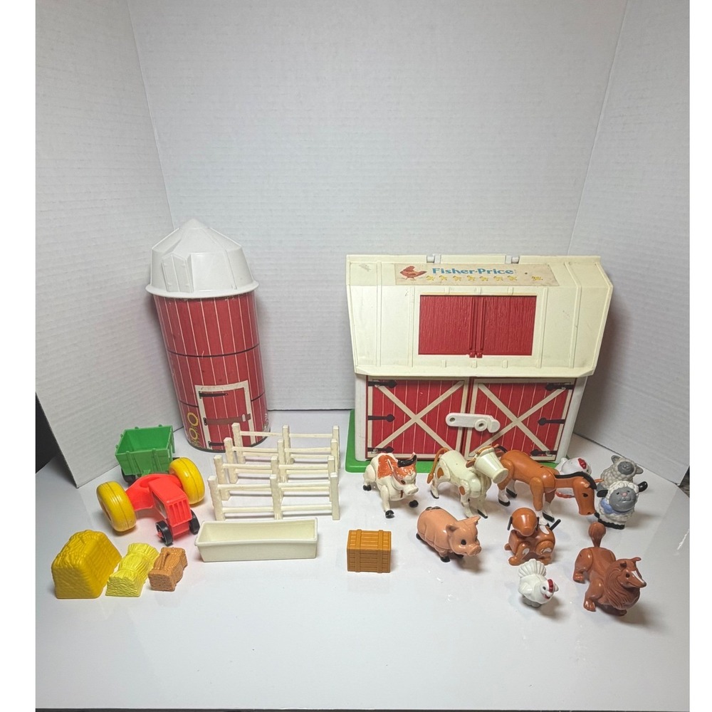 Vintage Fisher-Price Little People Play Family Farm Barn Silo Tractor‎ Animals